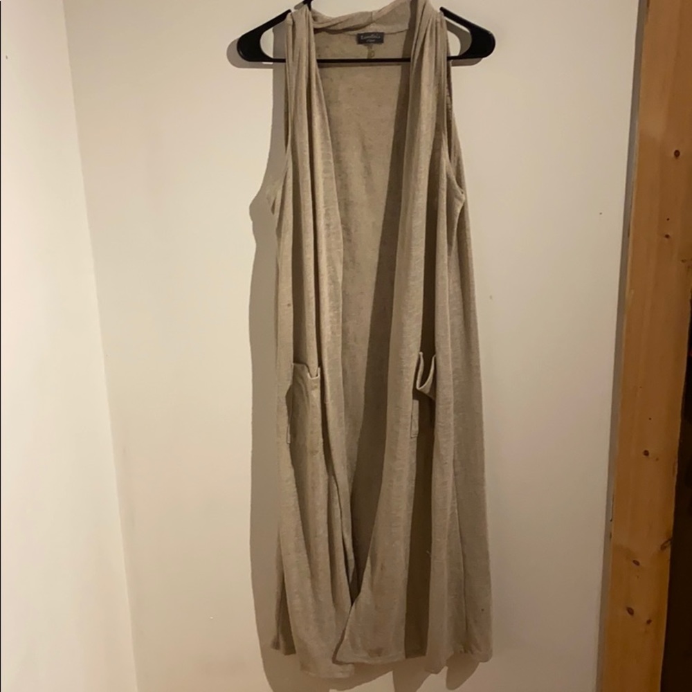 Tan long vest